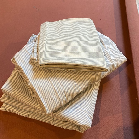 Ralph Lauren pinstripe twin sheets